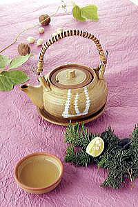 日本料理 松井/松茸とはもの土瓶蒸し 日本料理 松井/松茸とはもの土瓶蒸し